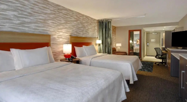 Четырёхместная студия Accessible Home2 Suites By Hilton Boston South Bay