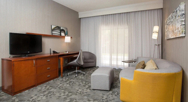 Двухместный номер Standard oceanfront Courtyard by Marriott Boston Westborough