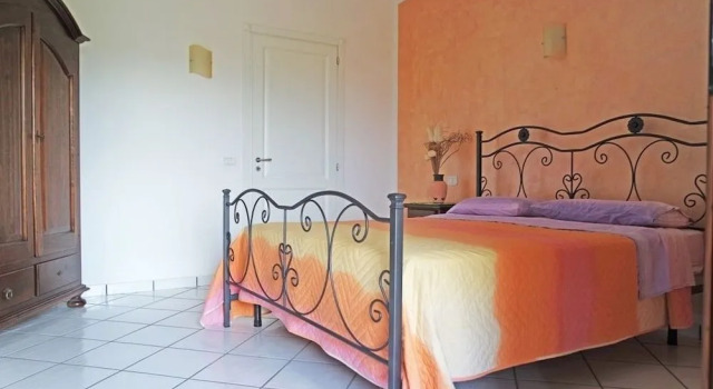 Villa Claudia, Забронировать Вилла Отели в центре Казаль-Велино, в центре