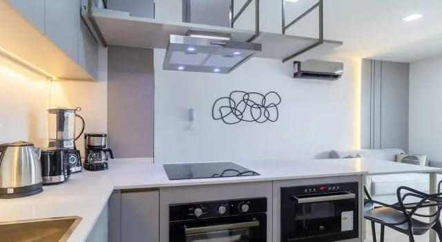 Апартаменты Modern apt With Pool and hot Tub! Rhl0305