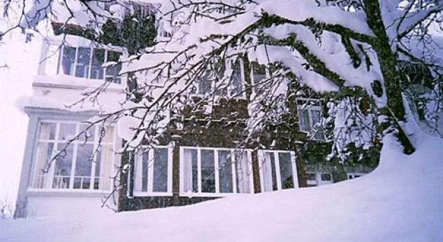 Les Airelles Bed and Breakfast