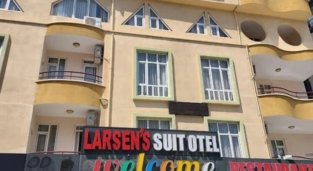 Larsens Suit Hotel, Забронировать Отель Алания Побережье Алании, рядом с Alanya Basbakanlik Genc.Spor Md. Gymnasium