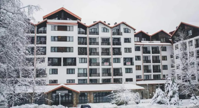 Апартамент С-59 в Апарт-хотел Боровец Гардънс, Book Apartment Samokov 