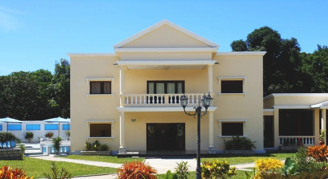 SAARA HOTEL, Réserver Hôtel Hôtels à Amborovy avec parking, Parking