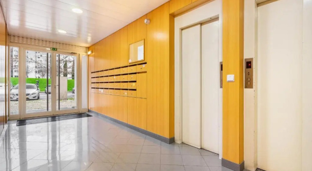 Апартаменты Lisboa, Cidade, Elegant Apartment with Air Cond, Free WIFI and Near Metro, by IG