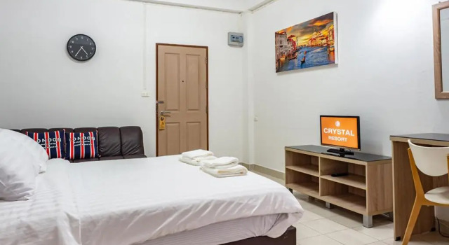 Crystal Resort Korat, Забронировать Курортный отель Накхонратчасима Nakhon Ratchasima Province, рядом с Торговый центр The Mall Korat