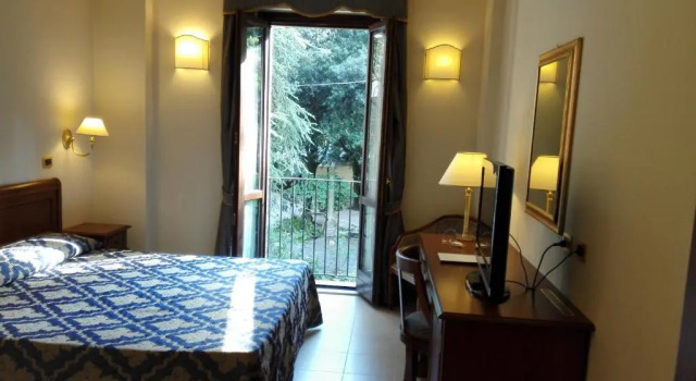 Номер Standard Villa Cattani Stuart XVII secolo