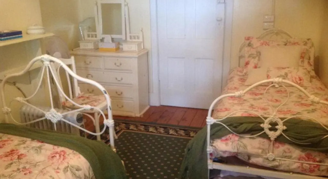 Chinnock B&B, Забронировать Отель «постель и завтрак» Джилгандра Central West NSW, рядом с Парк Hunter