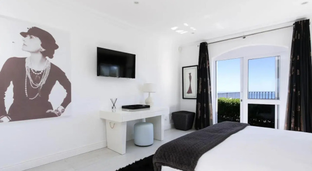 34 Theresa Avenue - Spectacular Villa with Panoramic Views, Забронировать Вилла Коттеджи Cape Peninsula, Коттедж