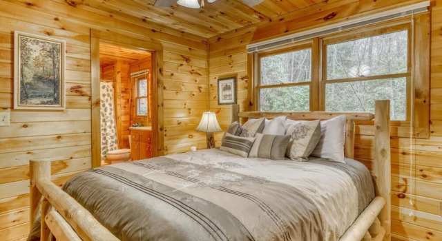 Lucilles Creekside Hideaway