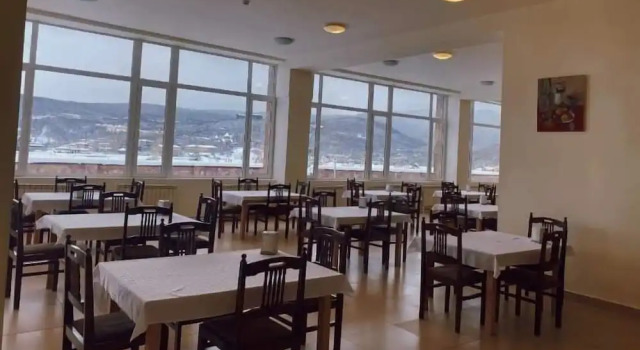 Cardinal Hotel Tsaghkadzor, Забронировать Отель Отели Котайкская области с бассейном, Бассейн