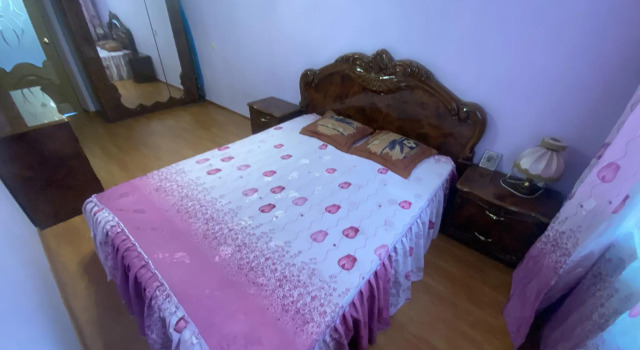 3 room Zhuravleva 110, Prenota Appartamento Čita 