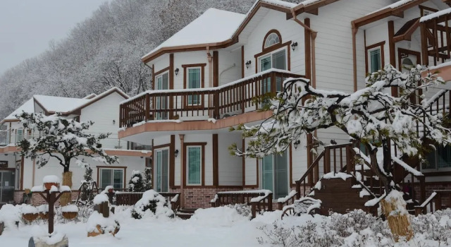 Forest of Color Pension, Reserva ahora Hostal o pensión Hoteles en Seo-myeon con aparcamiento, Aparcamiento