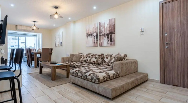 Celeste 3-Bedroom Apartment in Larnaca, Book Apartment Larnaka Larnaca Region