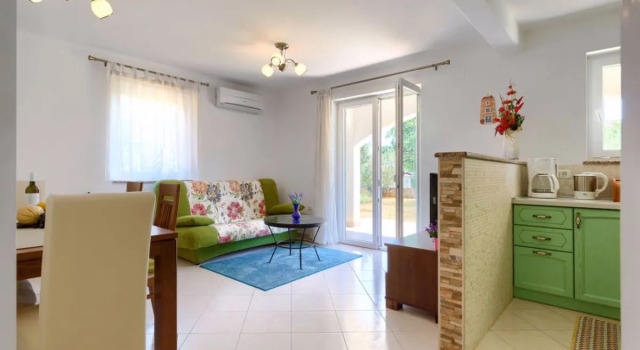 House  Garda 42047, Book Hotel Hoteller i Presika med pool, Swimmingpool