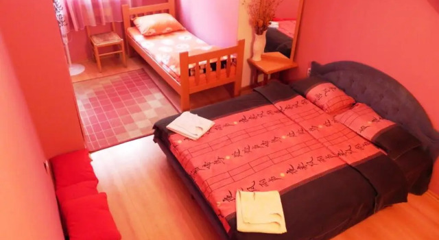 Camera tripla Economy Hostel Izvor