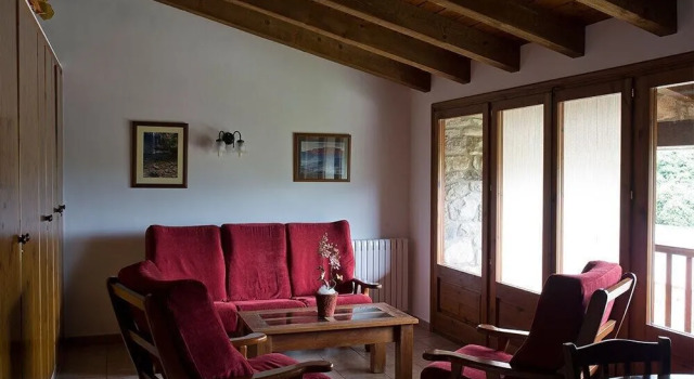 Mas El Ferrés, Prenota Hotel La Vall d'en Bas 