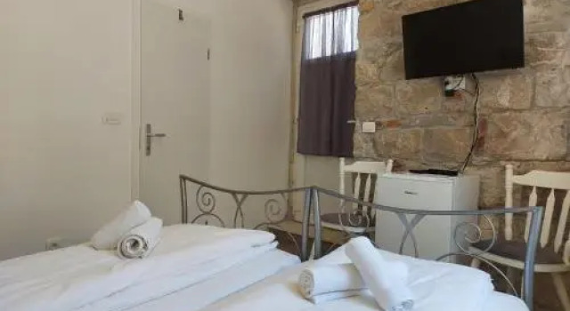 Deluxe Room Mery, Prenota Hotel Splitska 
