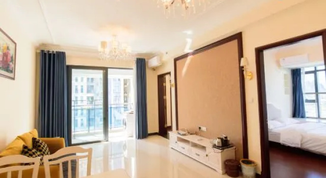 Люкс Roomme Apartment Hotel (Guilin High-speed Railway North Station)