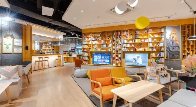 Jinnang Youth E-sports Hotel (Haikou Guomao Road)