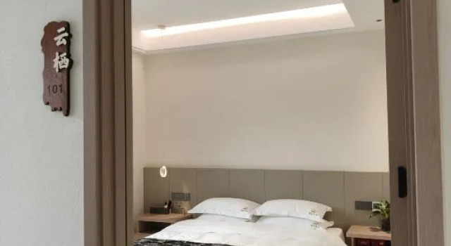 Люкс XLXW Xiangwang Wild Luxury Family Homestay With Slide Pool, Creek Trekking & River Rafting