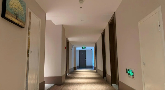 Hanting Hotel Qingdao Xianggang Dong Road Qingdao University, Prenota Hotel Hotel a Shandong con parcheggio, Parcheggio
