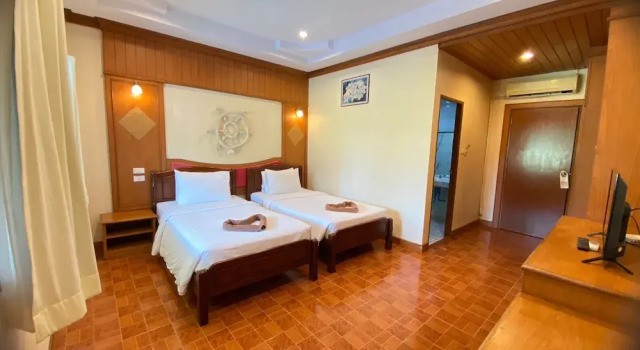 Двухместный номер Superior с балконом Phi Phi Don Chukit Resort