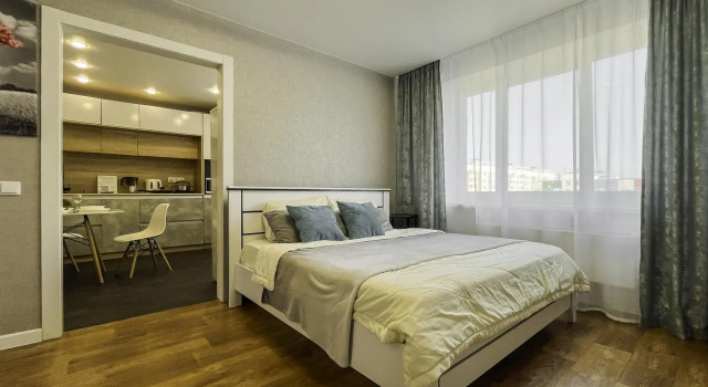 Apartments on 56k1 Fedyuninsky Street, Prenota Appartamento Tjumen' 