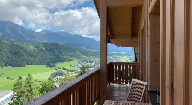 Апартаменты с 3 комнатами La Montana Ski & Hiking LODGE