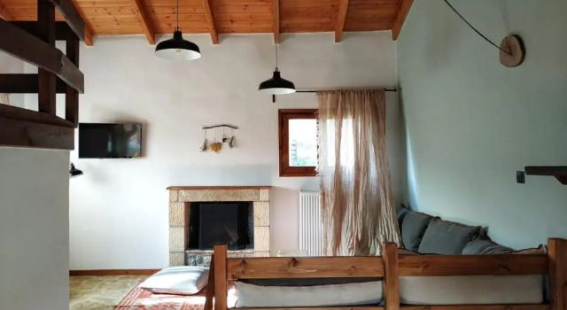 Полулюкс Orias Guesthouse & Farm