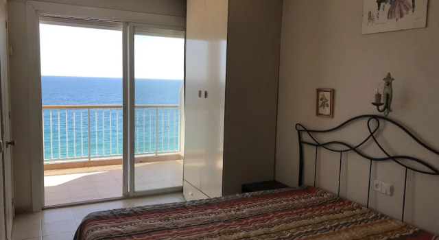 Апартаменты c 1 комнатой с балконом и с видом на море Apartamento Catalunya F-6