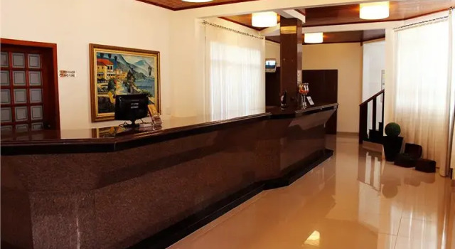 Hotel Apolo XVI