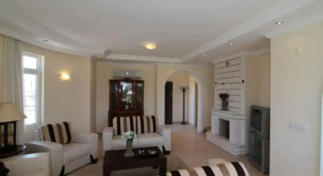 Luxury 3 Bedroom Villa With Private Pool, Alanya Villa 1027