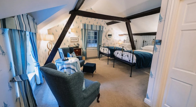 Четырёхместный номер Classic The Bull and Townhouse, Beaumaris- The Inn Collection Group