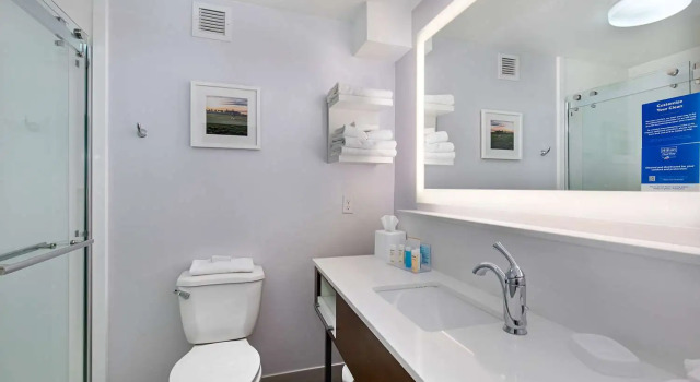 Номер Standard Hampton Inn Corbin KY