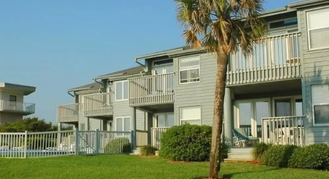 Ocean Eight 104 - Three Bedroom Condo, Rezerwuj Hotel Hotele w Saint Augustine Area z parkingiem, Parking