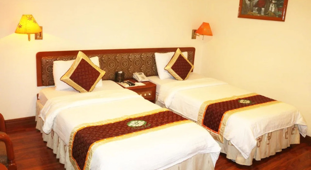 Номер Deluxe Central Hotel