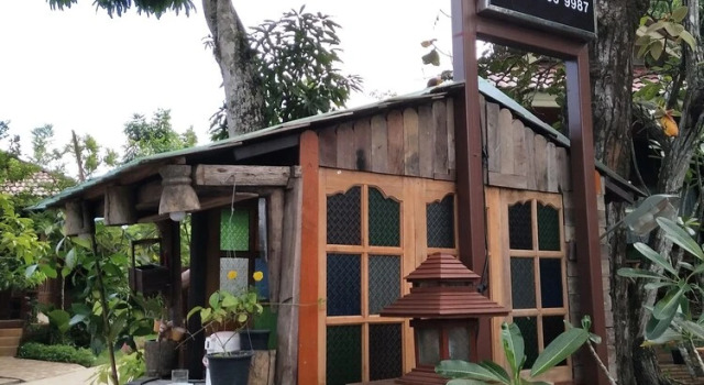 Ruean Ploysrirung Boutique Resort