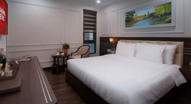 Номер Superior Hillary Hanoi Hotel With Outdoor Swimming Pool