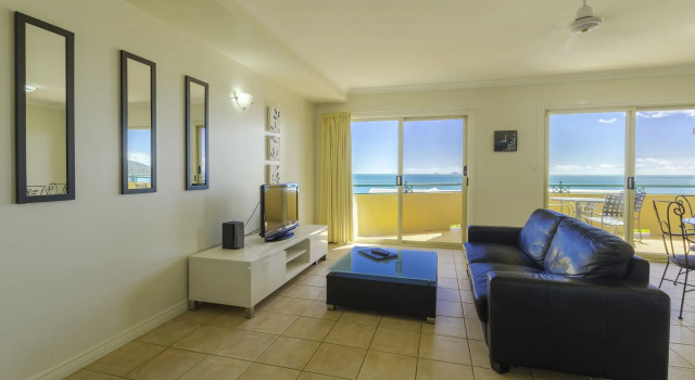Toscana Village Resort, Забронировать Курортный отель Отели Эрли-Бич 4 звезды, рядом с Рынок пляжа Эйрли, 4*