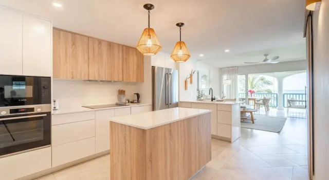 Апартаменты Villas On The Beach 305 home