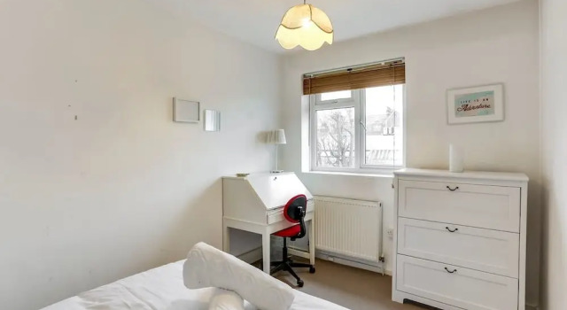 West London 3 bed Home Next to the River!, Забронировать Отель Отели Англии 3 звезды, 3*