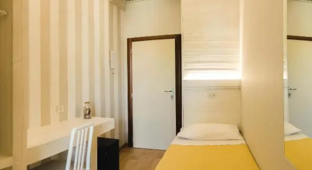 Номер Comfort Mona Lisa Hotel
