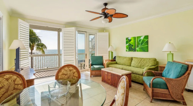 Люкс Standard Coconut Beach Resort