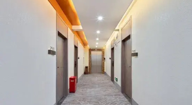Kaili Hyatt Garden Hotel, Rezerwuj Hotel Hotele w Qiandongnan z parkingiem, Parking