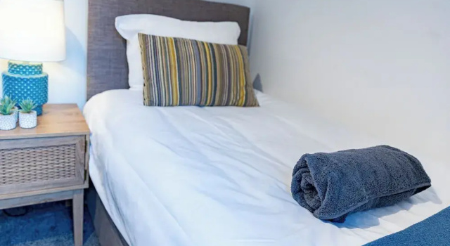 Doncaster 1st floor Apartment, Varaa Huoneisto Asunnot kohteessa Merseyside, Huoneisto