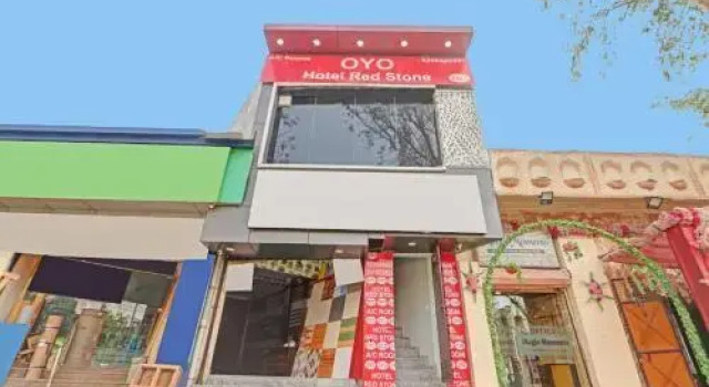 OYO 89612 Hotel Red Stone