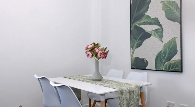 Kozyguru | Harris Park | Charming 1R Two-Story Apt, Book Lejlighed Harris Park New South Wales
