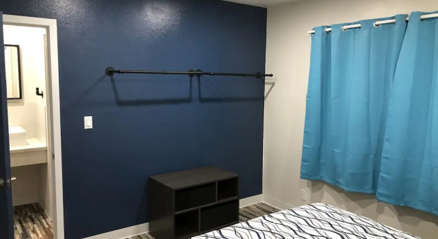 Четырёхместный номер Standard Tradewinds Motel