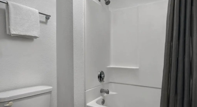 Люкс Deluxe Motel 6-Marina, CA - Monterey